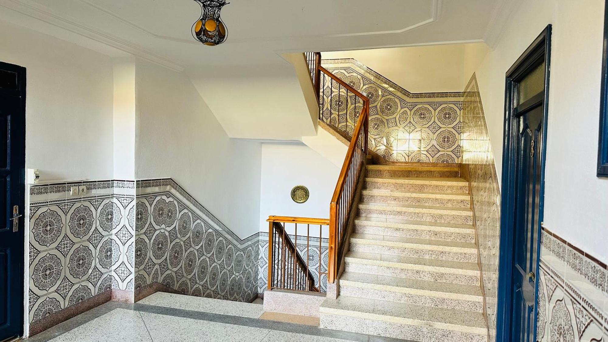 Karaz Homestay Grand Appartement Avec Rooftop Monte Arrouit Extérieur photo